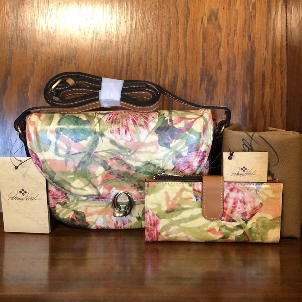 NWT-Patricia Nash-SET-Valledoria-Seashells🐚Seashore-Crossbody&Nazari Wallet-$238